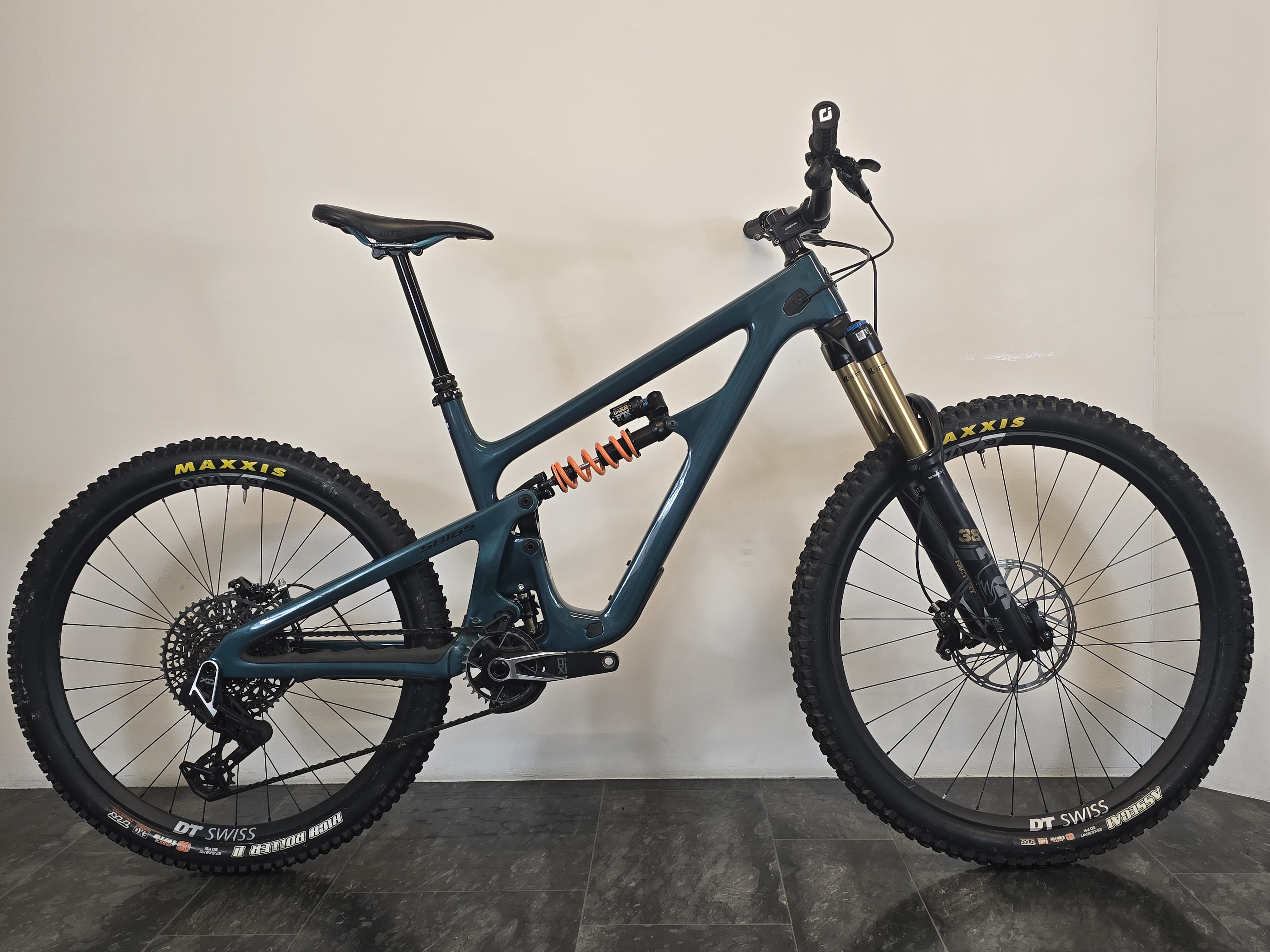 SB165 29 / 27.5 T-Series T3 X0 T-Type Demo Complete L