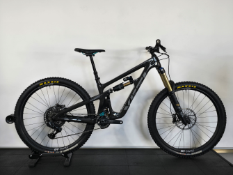 SB160 29 T-Series T3 AXS X0 Demo Complete M